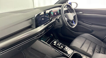 2024 Volkswagen 2.0 TSI R0 Years DSG 4Motion Euro 6 5-door (White) - Image: 2