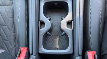 2026 Volkswagen ETSI MHEV Match DSG Euro 6 5-door (Black) - Image: 36