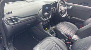 2023 Ford 1.0T EcoBoost MHEV ST-Line Vignale Euro 6 5-door (Black) - Image: 2