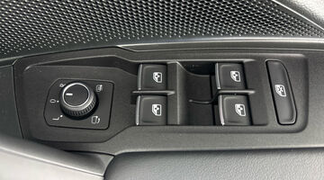 2026 Volkswagen TSI eHybrid 19.7kWh Black Edition DSG Euro 6 5-door (Green) - Image: 20