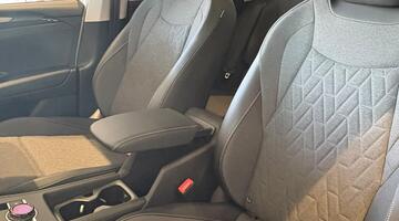2026 Volkswagen Match 1.5 eTSI 150 PS 7-Speed DSG 5-door (White) - Image: 27