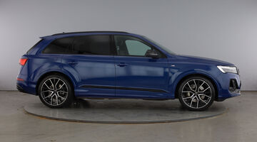2025 Audi 3.0 TDI V6 Black Edition Tiptronic quattro Euro 6 5-door (Blue) - Image: 4