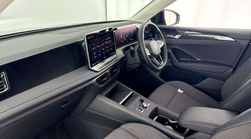 2026 Volkswagen ETSI MHEV Match DSG Euro 6 5-door (Black) - Image: 2