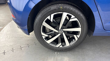 2024 Volkswagen 1.0 TSI Match Euro 6 5-door (Blue) - Image: 29