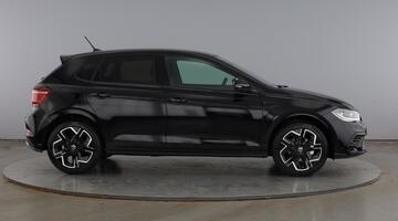 2026 Volkswagen Black Edition 1.0 TSI 115 PS 7-Speed DSG 5-door (Black) - Image: 4