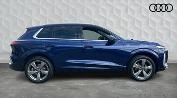 2026 Audi TFSI S line S Tronic Euro 6 5-door (Blue) - Image: 4