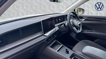 2026 Volkswagen 2.0 TDI Life DSG Euro 6 5-door (White) - Image: 2