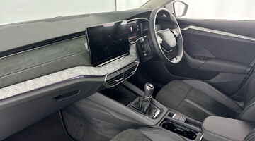 2025 Škoda TSI ACT SE L Euro 6 5-door (White) - Image: 2
