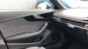 2024 Audi 2.0 TDI 40 Black Edition S Tronic quattro Euro 6 5-door (Blue) - Image: 37