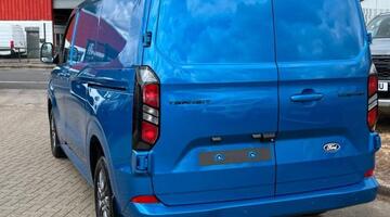 2026 Ford 2.080 EcoBlue Limited Auto L1 H1 Euro 6 5-door (Blue) - Image: 8