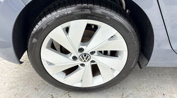 2024 Volkswagen TSI Match Euro 6 5-door (Grey) - Image: 28