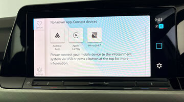 2021 Volkswagen 2.0 TDI Life DSG Euro 6 5-door (White) - Image: 18