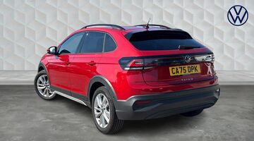 2025 Volkswagen 1.0 TSI Match Euro 6 5-door (Red) - Image: 3
