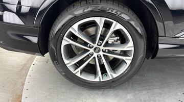 2026 Audi SUV S line TFSI quattro 340 PS tiptronic (Black) - Image: 34
