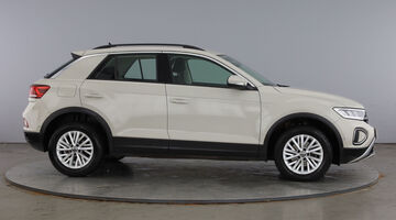 2023 Volkswagen 1.0 TSI Life Euro 6 5-door (Grey) - Image: 4