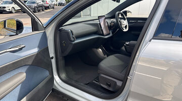 2026 Volvo P5 Long Range 69kWh Ultra Auto 5-door (Grey) - Image: 20