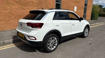 2025 Volkswagen TSI Match DSG Euro 6 5-door (White) - Image: 15