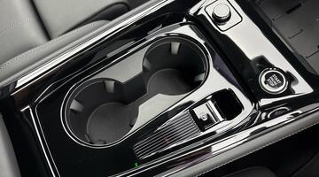 2026 Audi SUV S line e-hybrid 272 PS S tronic (Green) - Image: 13
