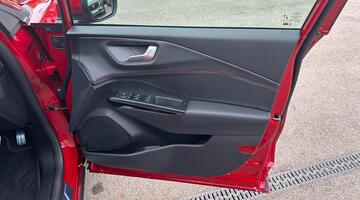 2026 Ford 1.0T EcoBoost MHEV ST-Line Euro 6 5-door (Red) - Image: 9