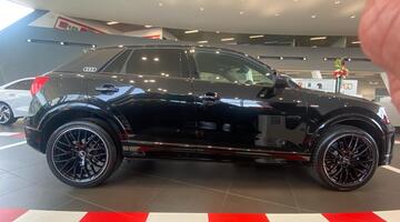 2026 Audi TFSI CoD 35 Black Edition S Tronic Euro 6 5-door (Black) - Image: 4