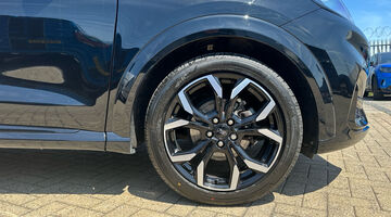 2024 Ford 1.0T EcoBoost MHEV ST-Line X Euro 6 5-door (Black) - Image: 5