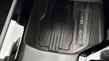 2024 Škoda TSI iV 25.7kWh SE L DSG Euro 6 5-door (Black) - Image: 13
