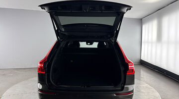 2020 Volvo 2.0 D4 R-Design Auto Euro 6 5-door (Grey) - Image: 13