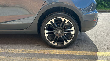 2026 SEAT TSI FR Sport DSG Euro 6 5-door (Grey) - Image: 17