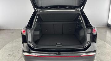 2026 Volkswagen ETSI MHEV Elegance DSG Euro 6 5-door (Black) - Image: 32