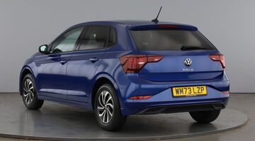 2024 Volkswagen 1.0 TSI Life Euro 6 5-door (Blue) - Image: 3
