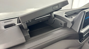 2026 Volkswagen 2.0 TDI T3Commerce Plus FWD SWB Euro 6 5-door (Grey) - Image: 38