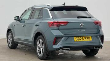2025 Volkswagen TSI R-Line Euro 6 5-door (Unlisted) - Image: 3