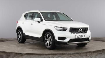 2021 Volvo T3 Inscription Auto Euro 6 5-door (White) - Image: 1