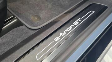 2026 Audi 105kWh Auto quattro 4-door (Grey) - Image: 56