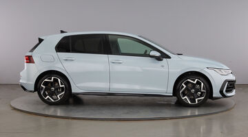 2026 Volkswagen ETSI MHEV R-Line DSG Euro 6 5-door (Blue) - Image: 4