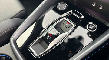 2026 Audi TFSI 30 S line S Tronic Euro 6 4-door (Black) - Image: 13