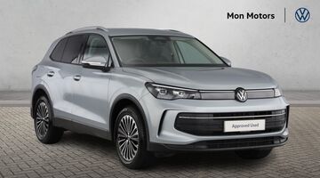 2025 Volkswagen ETSI MHEV Match DSG Euro 6 5-door (Silver) - Image: 1