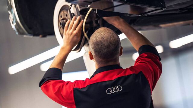 Book an Audi Service