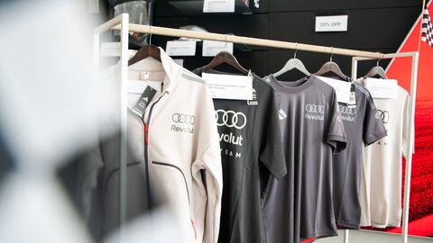 F1 blog - Merch