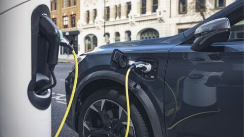 Hybrid Blog - Charger