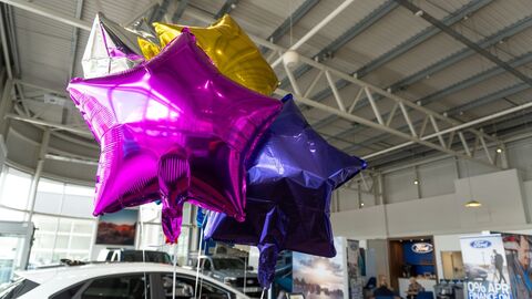 Ford Milestone - Balloons