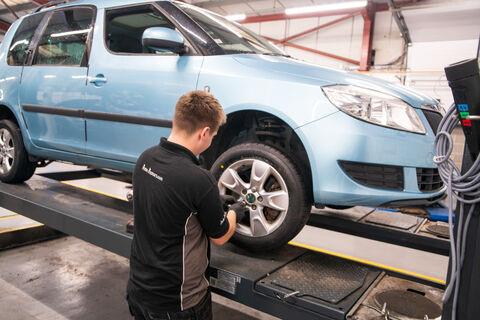 What's included in the Škoda All-In Service Plan